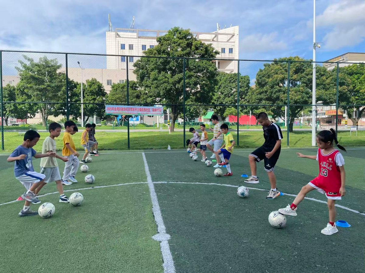 b体育网球队训练幕后